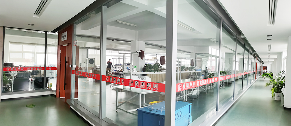 16601184572642.jpg 20压力表车间 (2).jpg